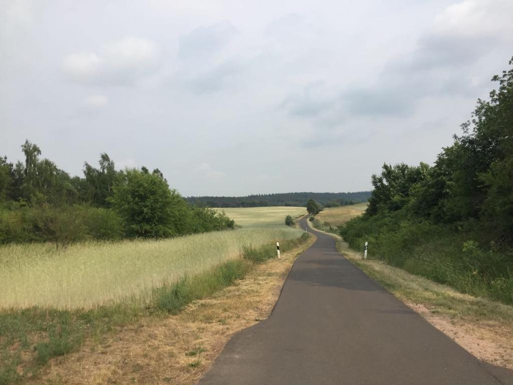 Grosse Wohnung / Haushaelfte In Peetzig Am See Angermunde Bagian luar foto